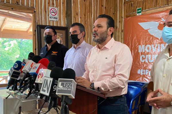 Pleitos entre funcionarios y el Gobernador no le sirven de nada a la gente: Sergio Torres