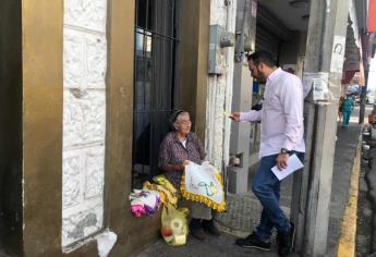 Le cumplen el sueño a doña Carmen: la sorprenden el Día de las Madres con apoyo para su negocio