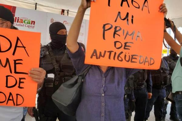 Le cae manifestación a Estrada Ferreiro en evento público, pero él no va
