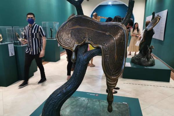 El surrealismo llega a Los Mochis con la exposición «Dalí.Sueños»