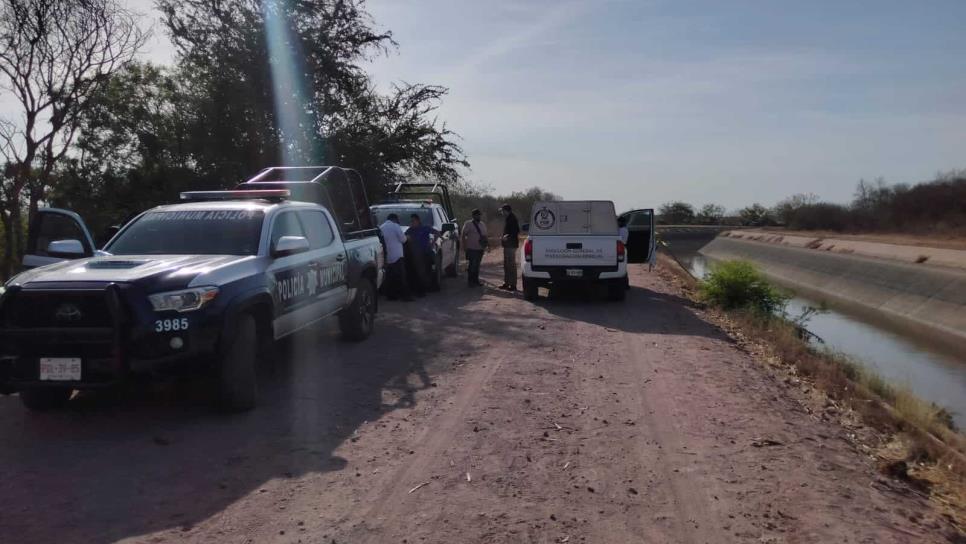 Abaten a presunto robacarros en Culiacán, uno huye