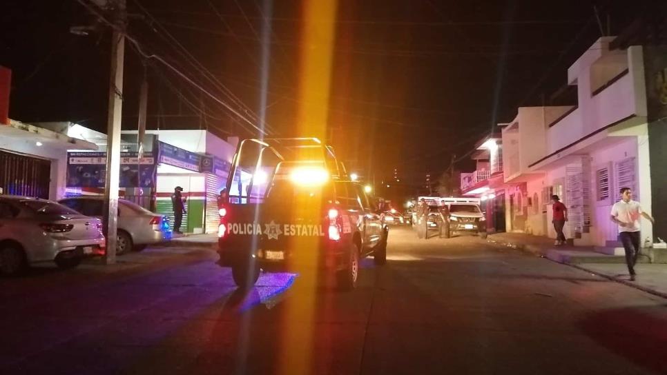 Grupo armado irrumpe en Alturas del Sur y «levanta» a dos hombres