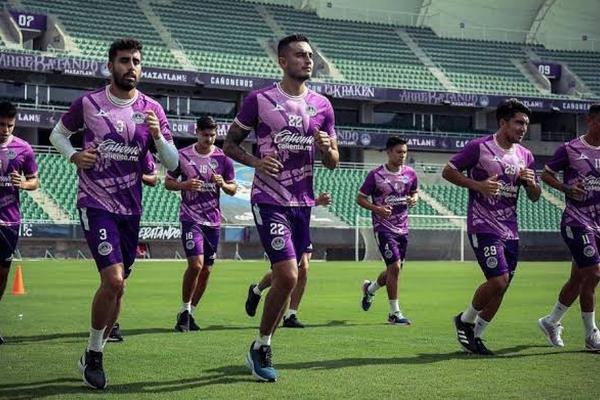 Mazatlán FC anuncia sus bajas de cara al próximo torneo