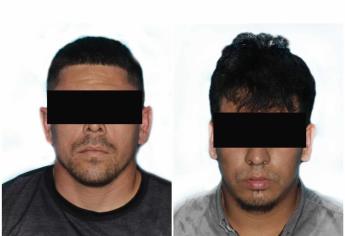 Detienen a dos jóvenes armados, en Mazatlán; uno de ellos alegó ser policía estatal