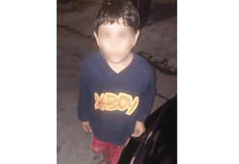 Niño deambulaba y pedía posada para dormir en una casa de Los Mochis, Fiscalía investiga