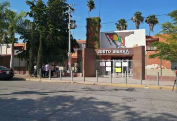 Roban otra escuela en pandemia y el seguro escolar no responde; padres la toman