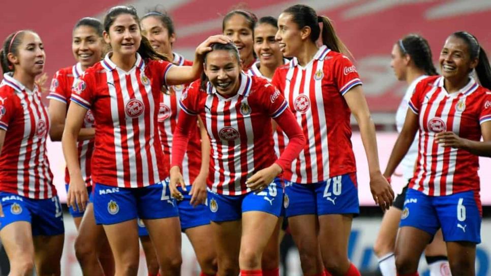 Llega a Sinaloa Gabriela Valenzuela, mochitense campeona con Chivas Femenil