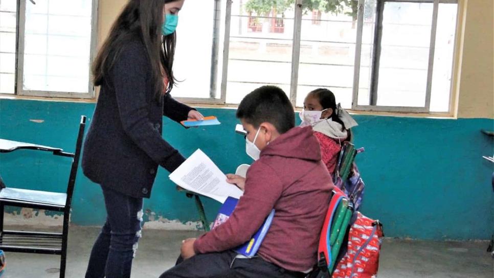 Personal de SEPyC se capacita en prevención de Hepatitis en las escuelas