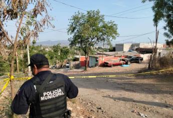 Gatilleros ejecutan a un hombre en calles de la colonia Lomas del Magisterio, en Culiacán