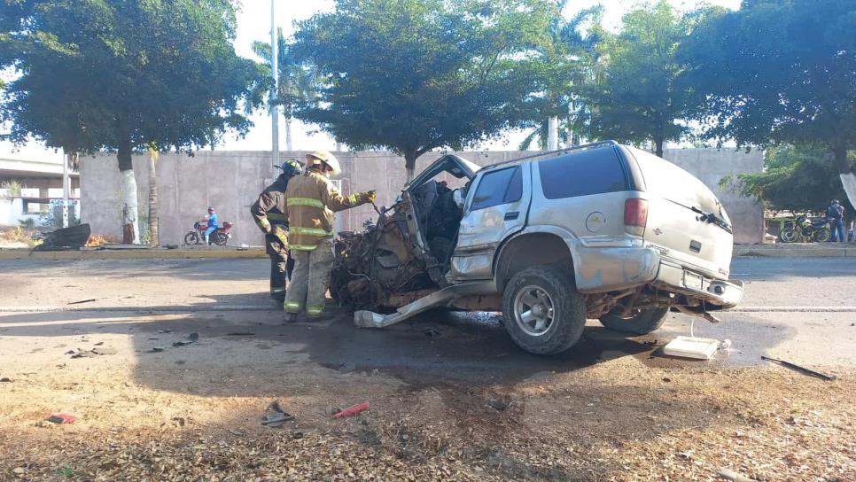 Mujer embarazada resulta lesionada tras choque en San Pedro