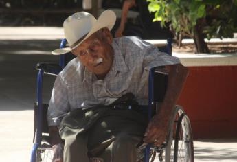 Casi el 80 % de los abuelitos en el asilo Santa Rosa son varones: necesitan apoyo