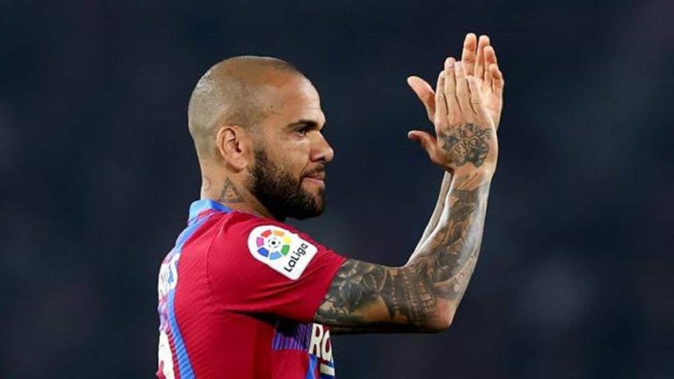 Dani Alves anuncia su salida del Barcelona