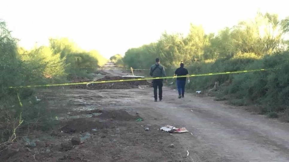 Localizan un cuerpo en descomposición en una fosa en Casa Blanca, Guasave