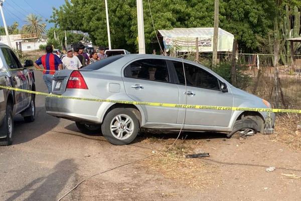 Fatal choque entre automóvil y motocicleta; hay un muerto y dos heridos