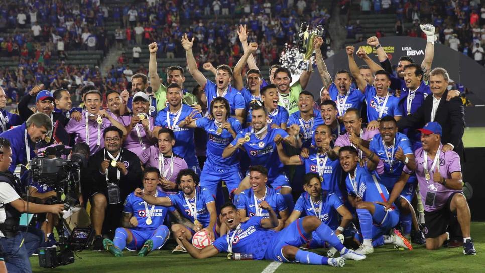 El Cruz Azul gana la Supercopa de la Liga MX en los penaltis ante el Atlas