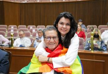 «Lo único que debe estar en el closet son los prejuicios»: Congreso conmemora el Día del Orgullo LGBTQ