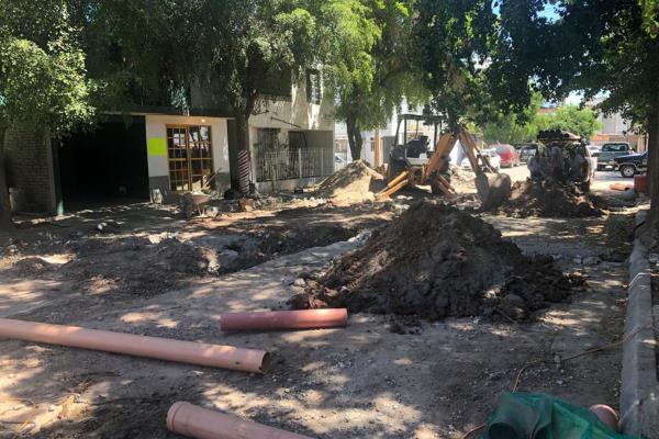 Japama repara la red de alcantarillado en el Infonavit Palos Verdes