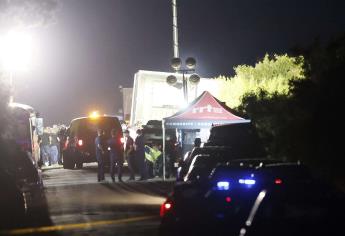 Suben a 53 los migrantes muertos en camión abandonado en Texas