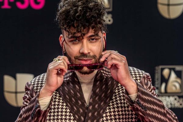 Prince Royce graba una nueva versión de «Corazón Sin Cara» para Amazon Music