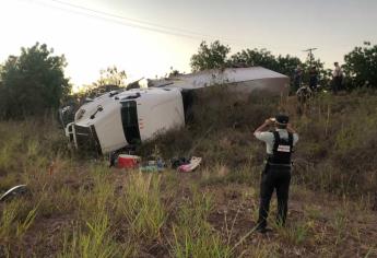 Choca tráiler contra camioneta en la México 15