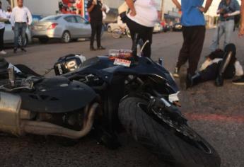 Atropellan a tránsito que guíaba manifestación en Los Mochis