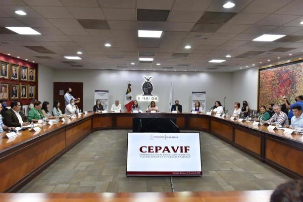SeMujeres y CEPAVIF presentan programa para atender la violencia familiar