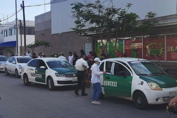 A pesar del incremento del 30% en insumos, taxistas no aumentarán tarifas de pasaje