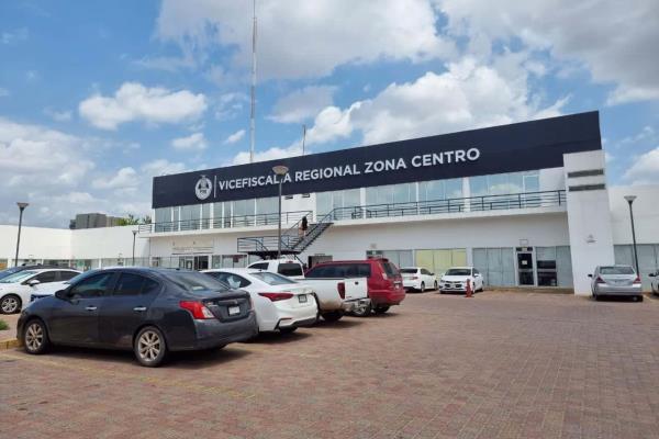 Disparan contra dos hombres en Culiacán; acuden a poner denuncia y policías presuntamente los golpean
