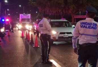 Caen 6 «borrachos» en el alcoholímetro en Culiacán; familiares sólo fueron por tres