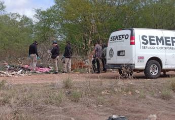 Localizan hombre asesinado al sur de Culiacán; lo dejaron envuelto en cobija
