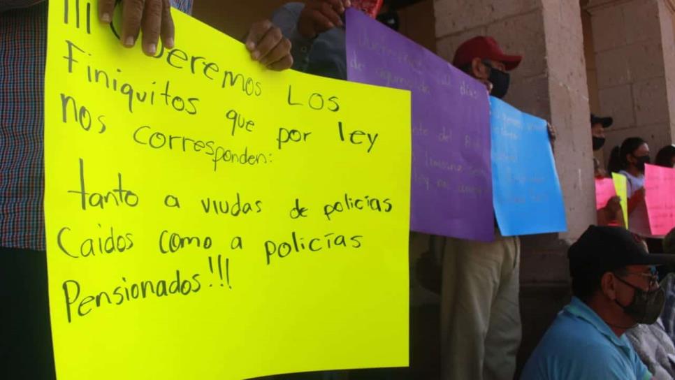 Se unen viudas de policías, al igual que en Culiacán, en busca de homologación de pensión Se unen viudas de policías, al igual que en Culiacán, en busca de homologación de pensión