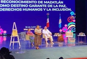 Casi 300 mil pesos costó la visita de Rigoberta Menchú a Mazatlán