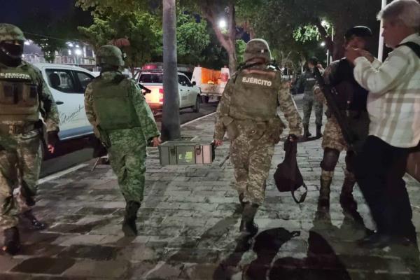 Ejército Mexicano retira granada encontrada en el Parque las Riberas, en Culiacán