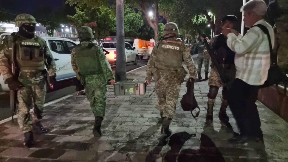 Ejército Mexicano retira granada encontrada en el Parque las Riberas, en Culiacán