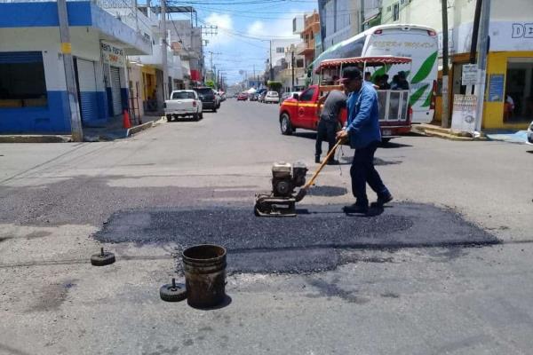 Alrededores del Mercado de la Juárez, las avenidas con más baches en Mazatlán