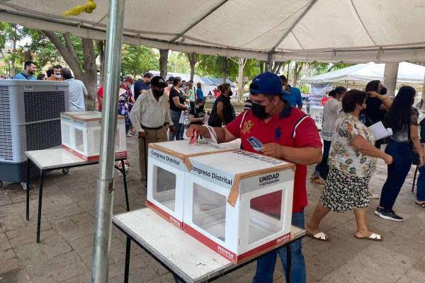 Por filtrar datos al PAS, Rocha despedirá al titular de Coepriss; analiza a sus otros secretarios