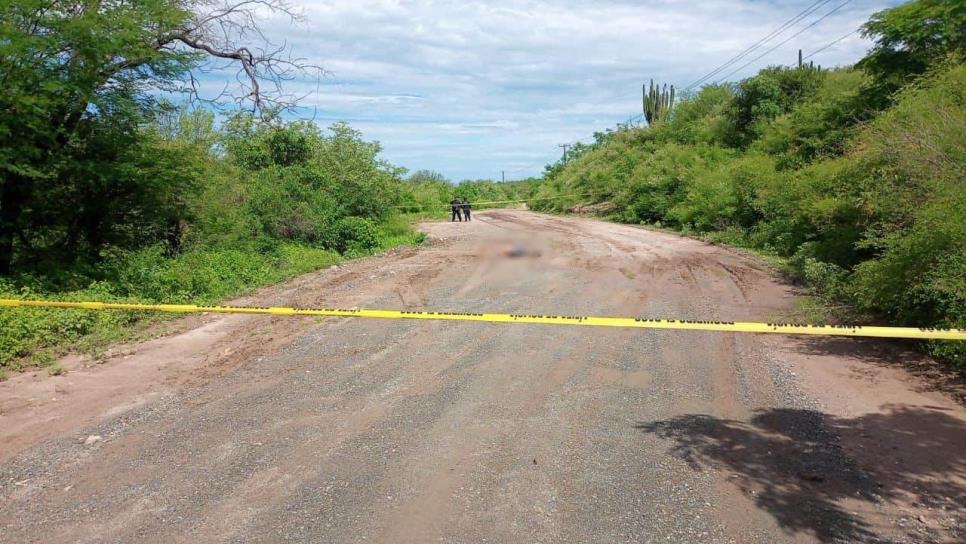 Localizan a un hombre asesinado en el camino al Jipago, El Fuerte