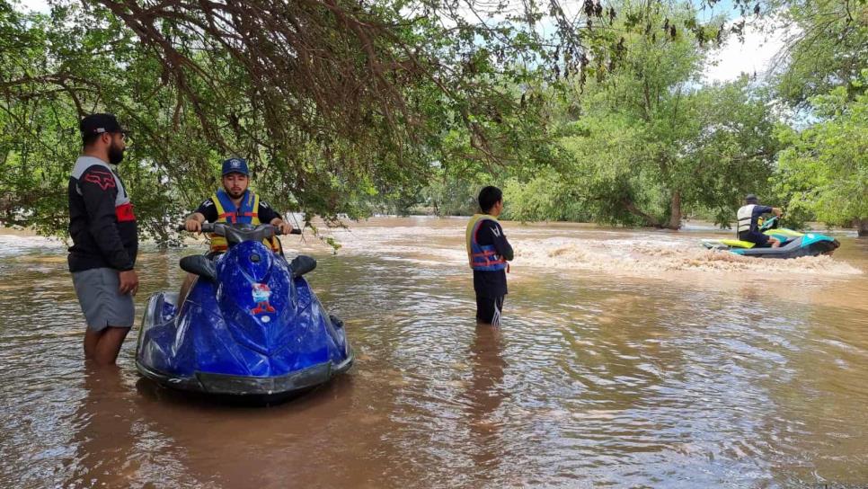 Buscan al doctor que desapareció en el río Sinaloa cerca de Caimanero