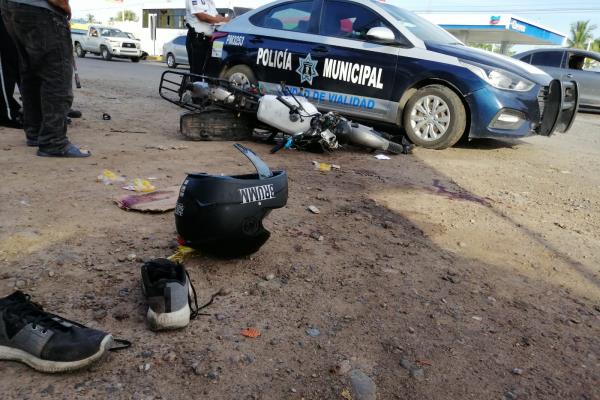 Muere motociclista tras chocar al pasarse un alto en Los Mochis