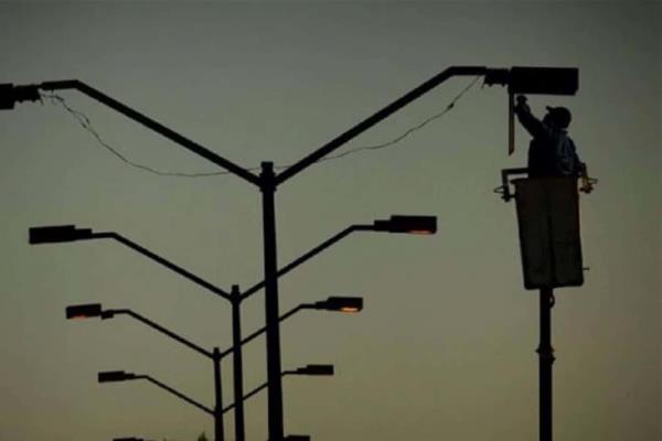 Mantiene Servicios Públicos de Ahome rezago de mil 200 lámparas
