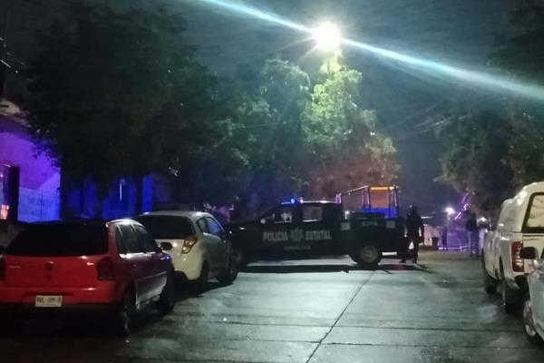 Conductor de plataforma recibe cuchilladas por parte de presuntos pasajeros que le robaron el vehículo