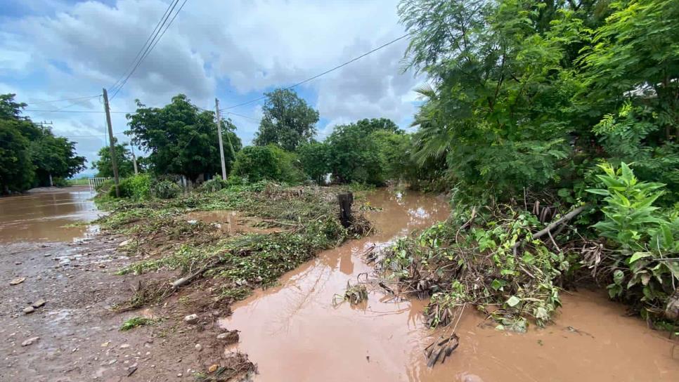 Por desborde del canal, El Pinole queda bajo el agua; hay 45 casas afectadas