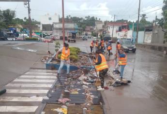 La lluvia de este lunes deja 18 toneladas de basura en Mazatlán