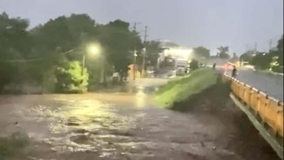 Ya hay inundaciones por lluvia en Culiacán; llaman a tomar precauciones