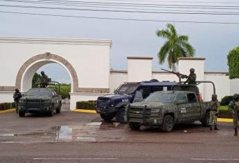 Militares y policías sitian motel de la salida norte de Culiacán