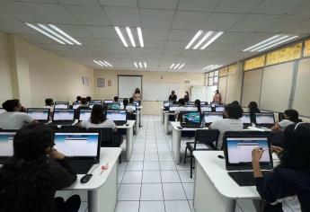 Capacitan a docentes de la UAS para inicio del ciclo escolar en preparatorias