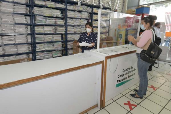 El lunes 22 de agosto inicia la entrega de uniformes y útiles escolares gratuitos