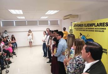 Reconocen a 50 jóvenes ahomenses por su labor de ayuda a la sociedad