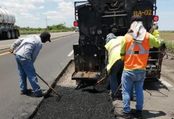 Intensifican trabajos para tapar baches en «La Costera» Benito Juárez