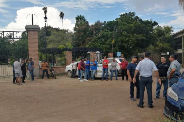 Policías jubilados de Ahome reclaman que se haga efectivo aumento salarial 2022